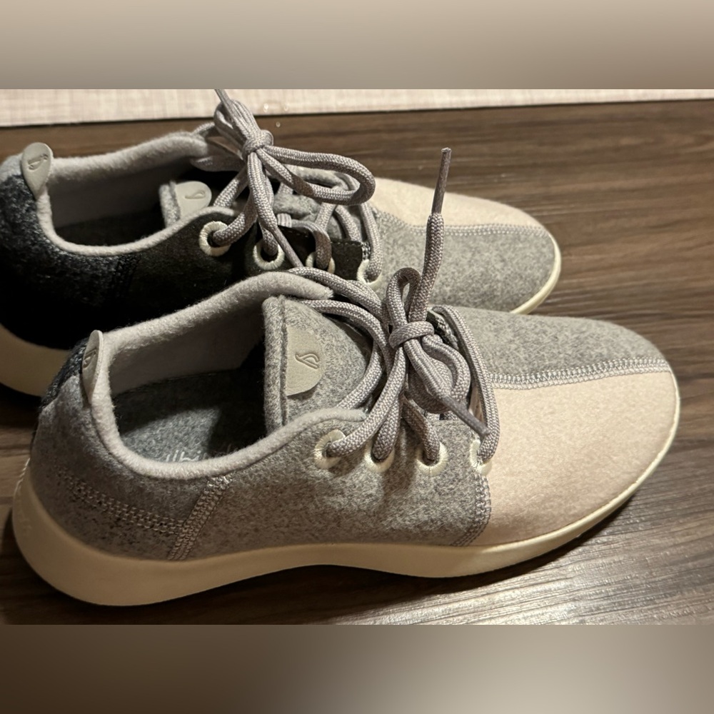 Women’s size 8 gray scale patchwork ALLBIRDS wool runners